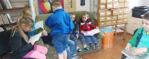 Filia Biblioteczna w Niechłoninie gościła dzieci z Oddziału " O"